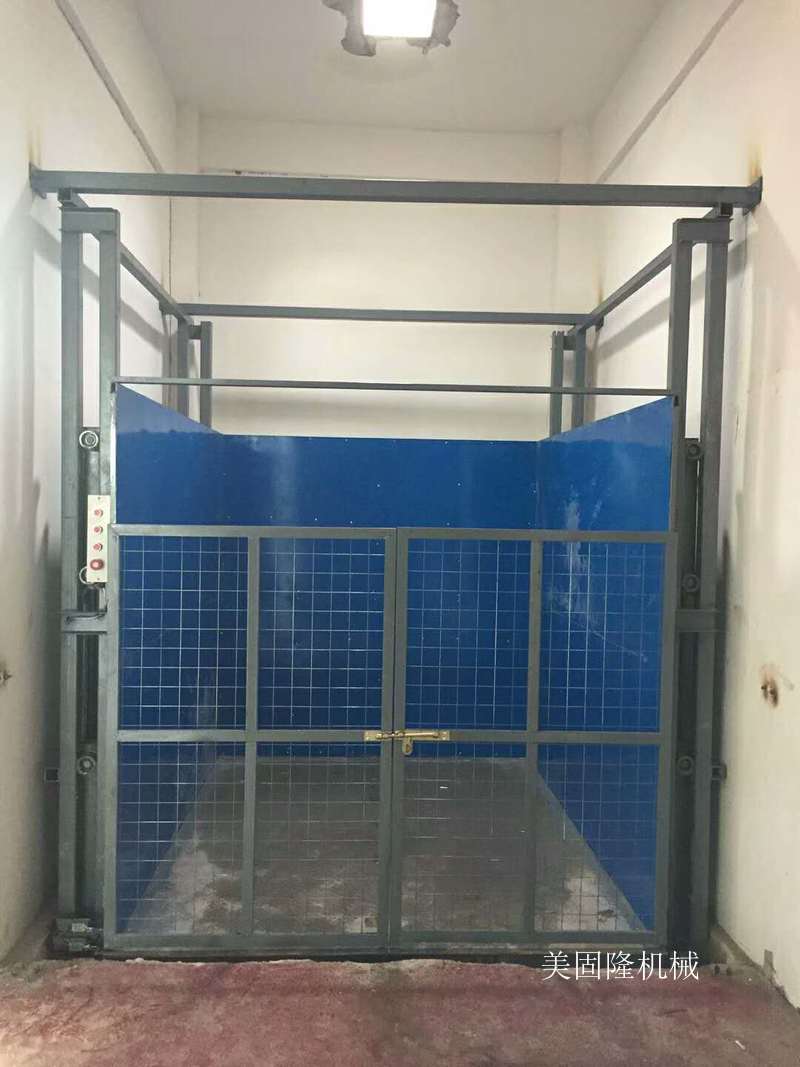 淄博导轨式升降货梯价格