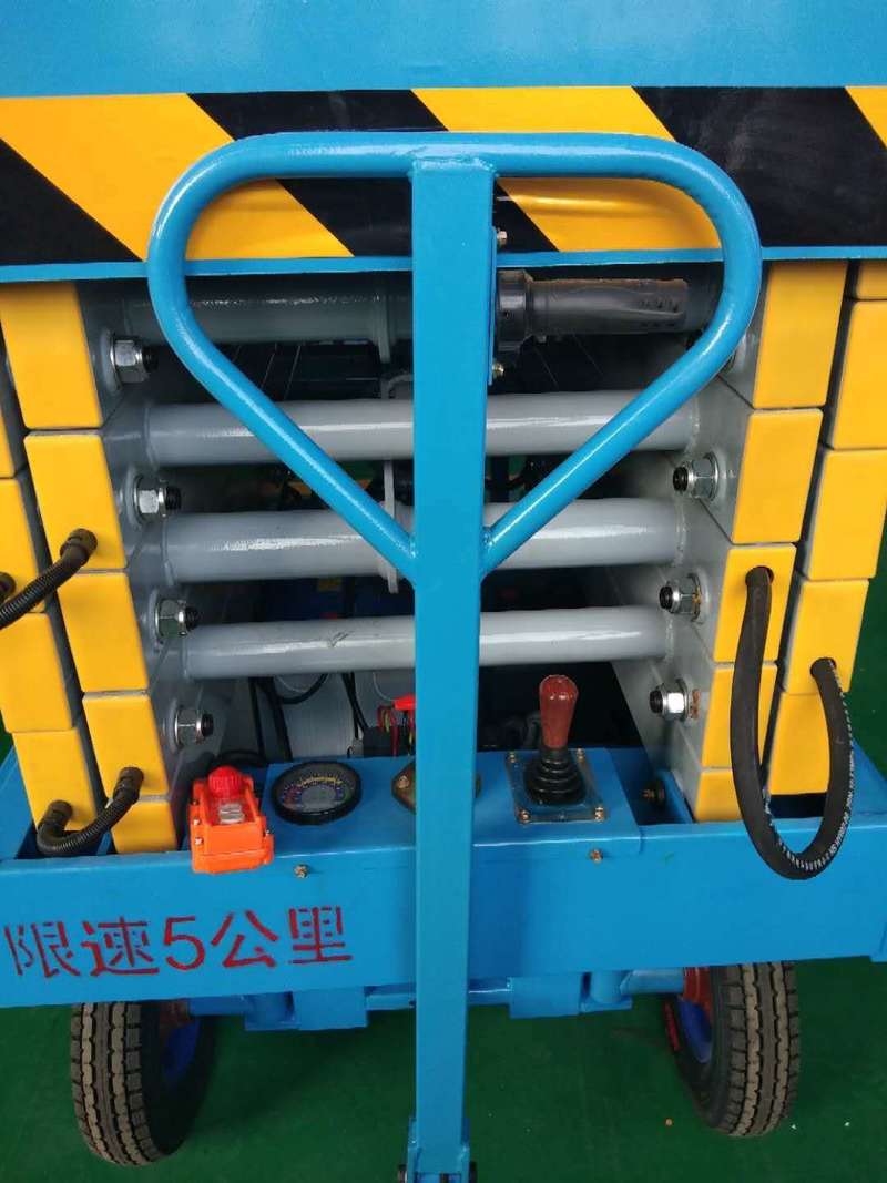 淄博辅助行走式升降平台